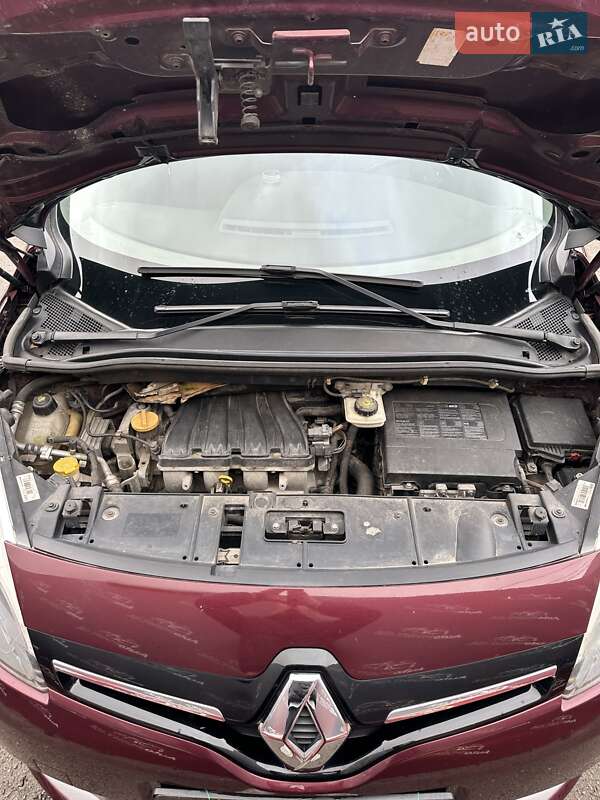 Минивэн Renault Scenic 2013 в Сумах