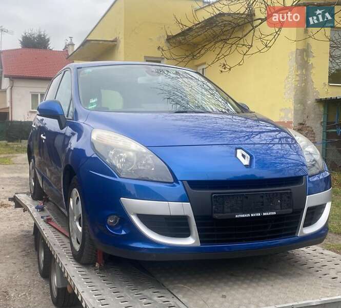 Мінівен Renault Scenic 2010 в Луцьку