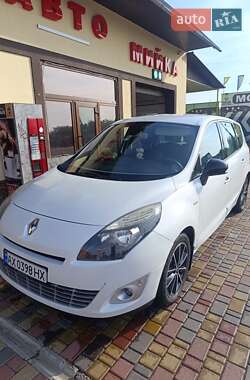 Минивэн Renault Scenic 2011 в Новой Водолаге
