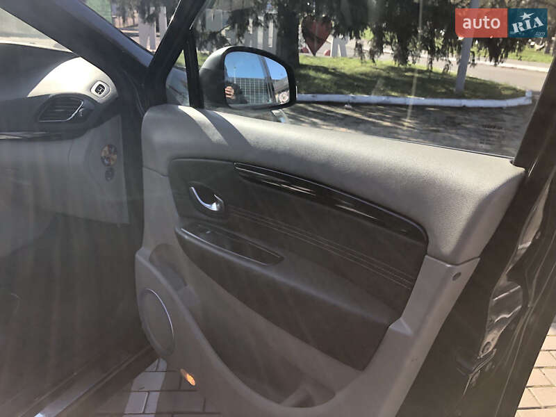 Минивэн Renault Scenic 2011 в Луцке фото 58 Минивэн Renault Scenic 2011 в Луцке