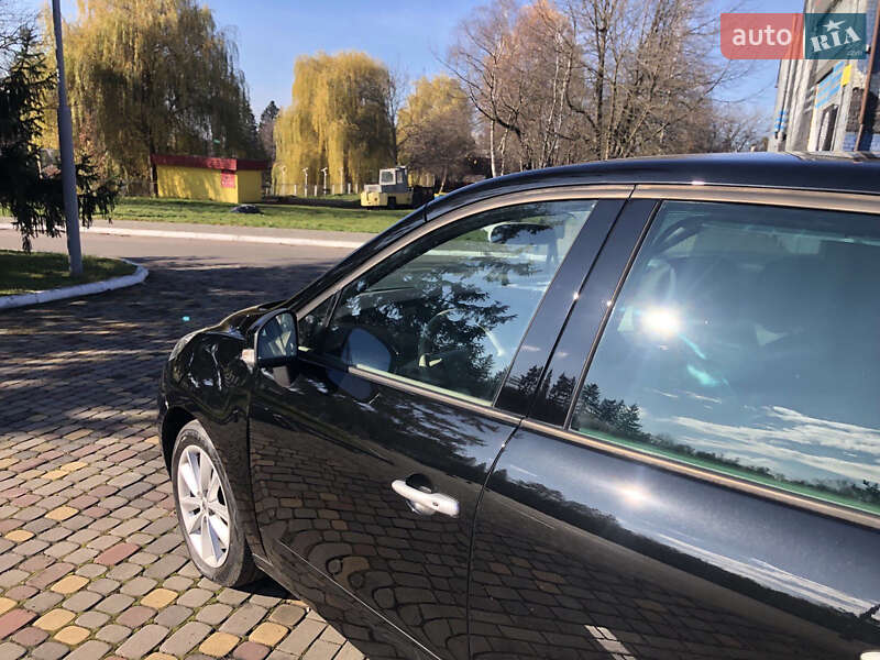 Минивэн Renault Scenic 2011 в Луцке фото 75 Минивэн Renault Scenic 2011 в Луцке