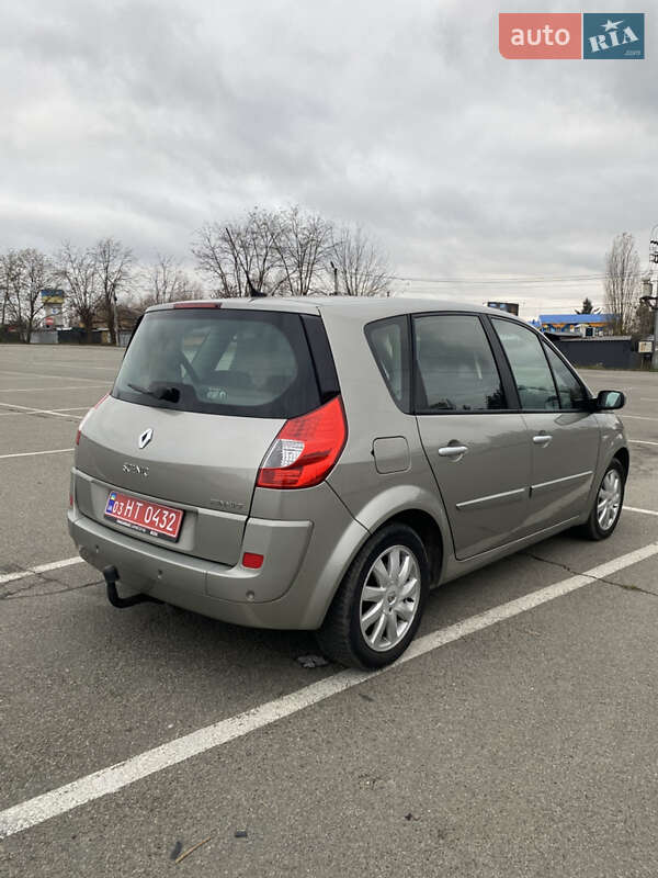 Минивэн Renault Scenic 2006 в Белогородке