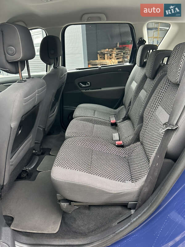 Мінівен Renault Scenic 2012 в Полтаві