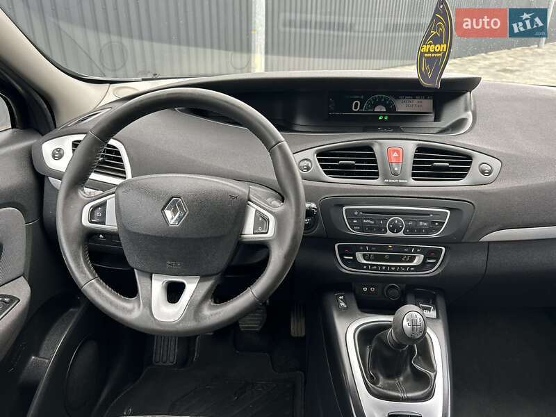 Мінівен Renault Scenic 2012 в Полтаві