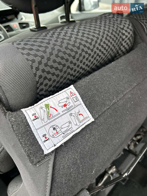 Мінівен Renault Scenic 2012 в Полтаві