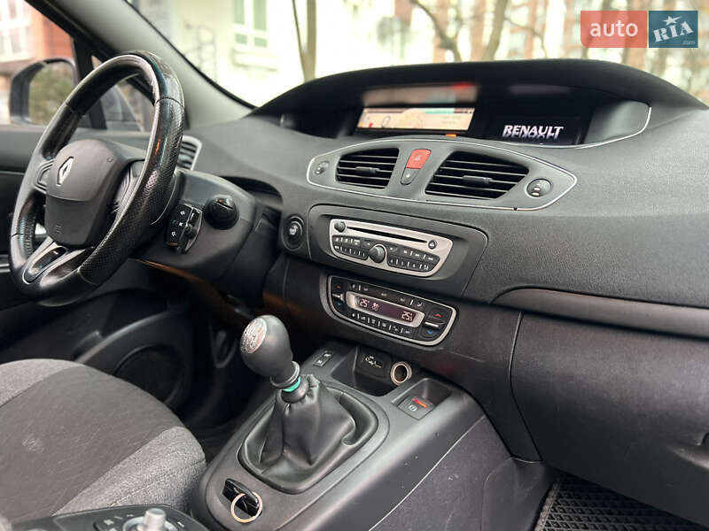 Мінівен Renault Scenic 2010 в Івано-Франківську