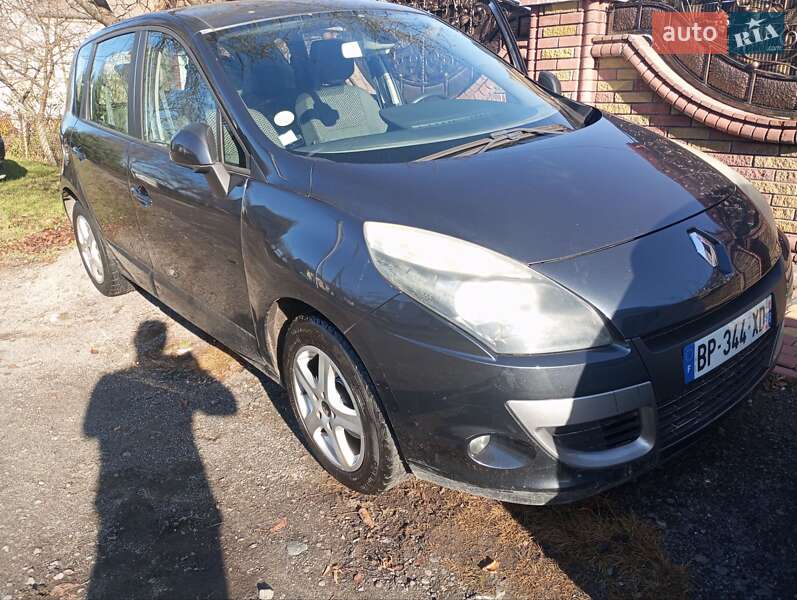 Мінівен Renault Scenic 2011 в Дубні фото Мінівен Renault Scenic 2011 в Дубні