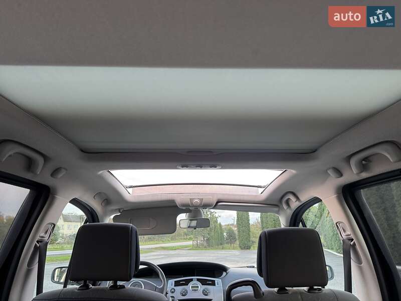 Минивэн Renault Scenic 2008 в Дубно