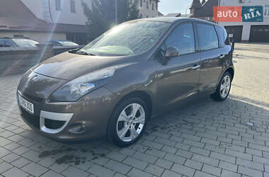 Минивэн Renault Scenic 2010 в Бродах