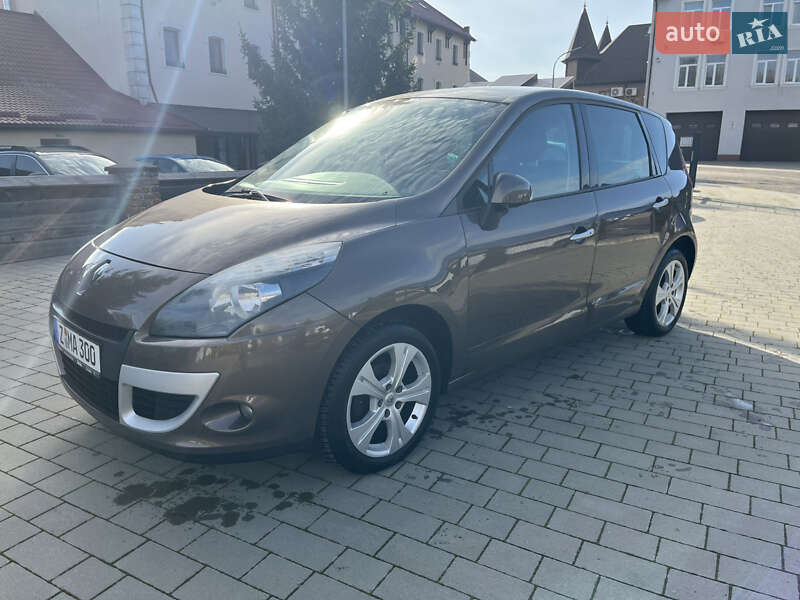 Минивэн Renault Scenic 2010 в Бродах