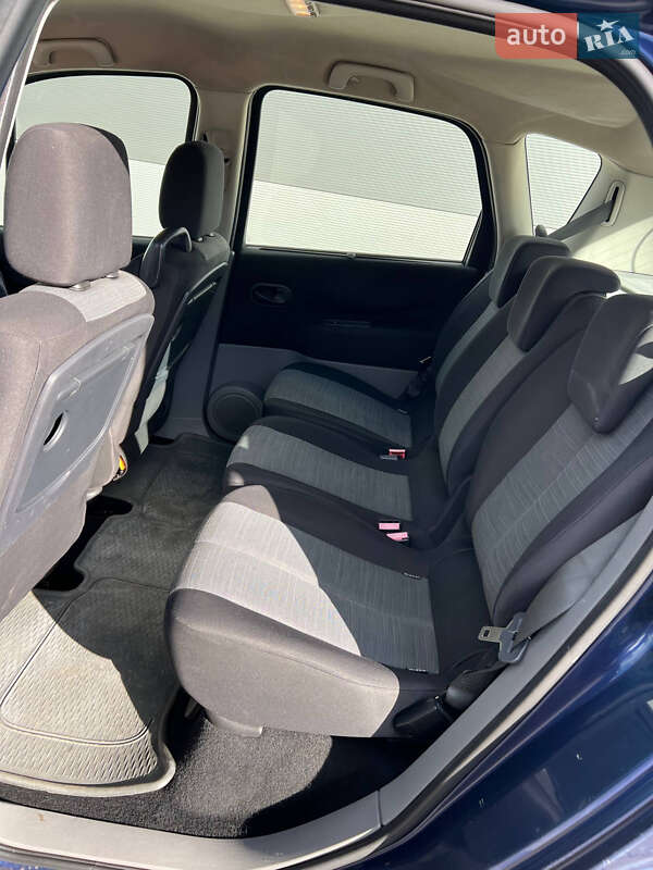 Минивэн Renault Scenic 2005 в Киеве фото 13 Минивэн Renault Scenic 2005 в Киеве