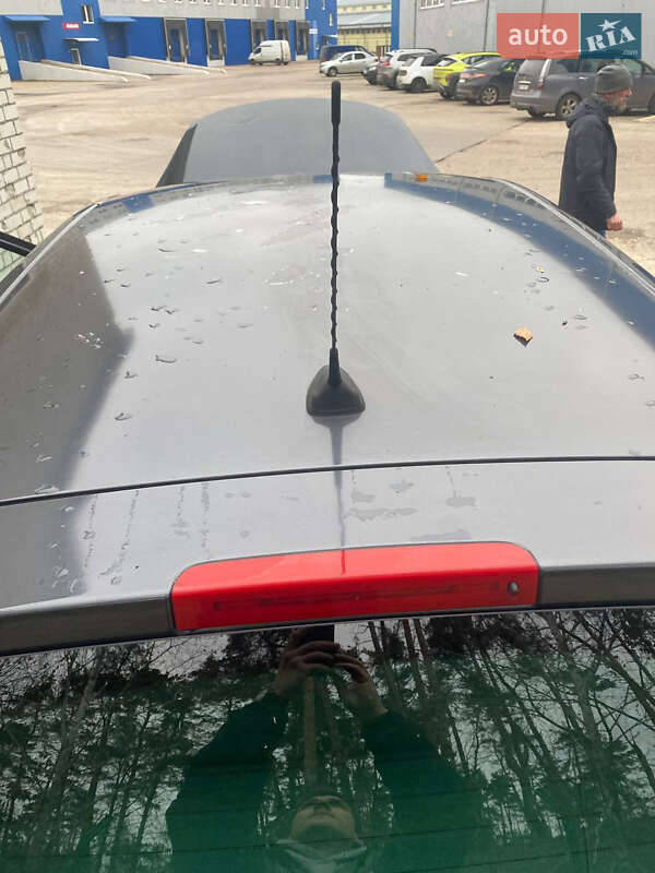 Мінівен Renault Scenic 2010 в Гостомелі