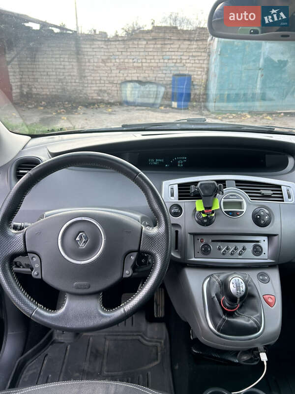 Минивэн Renault Scenic 2008 в Кривом Роге