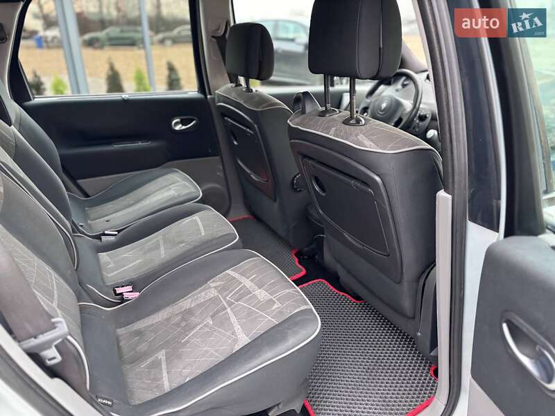 Мінівен Renault Scenic 2004 в Коломиї