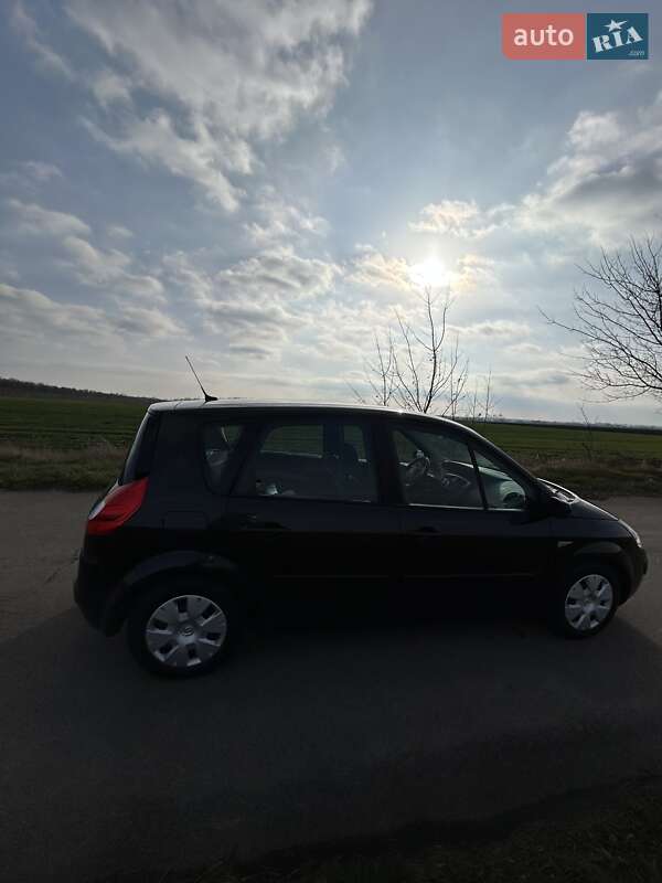 Мінівен Renault Scenic 2007 в Кагарлику