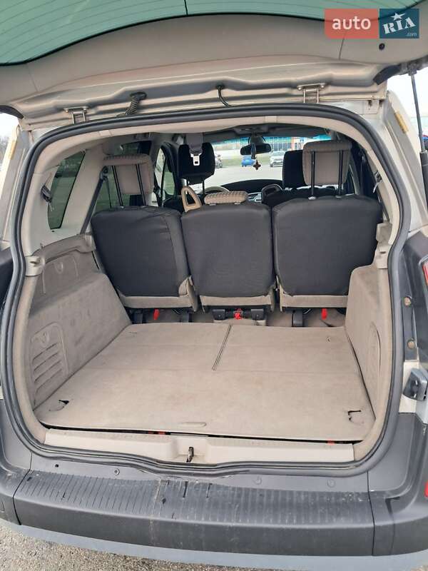 Минивэн Renault Scenic 2004 в Киеве фото 7 Минивэн Renault Scenic 2004 в Киеве