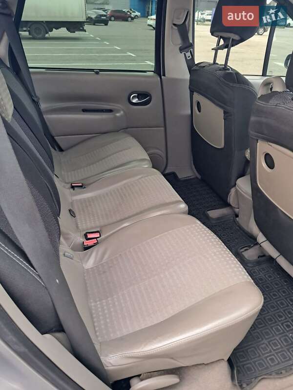 Минивэн Renault Scenic 2004 в Киеве фото 11 Минивэн Renault Scenic 2004 в Киеве