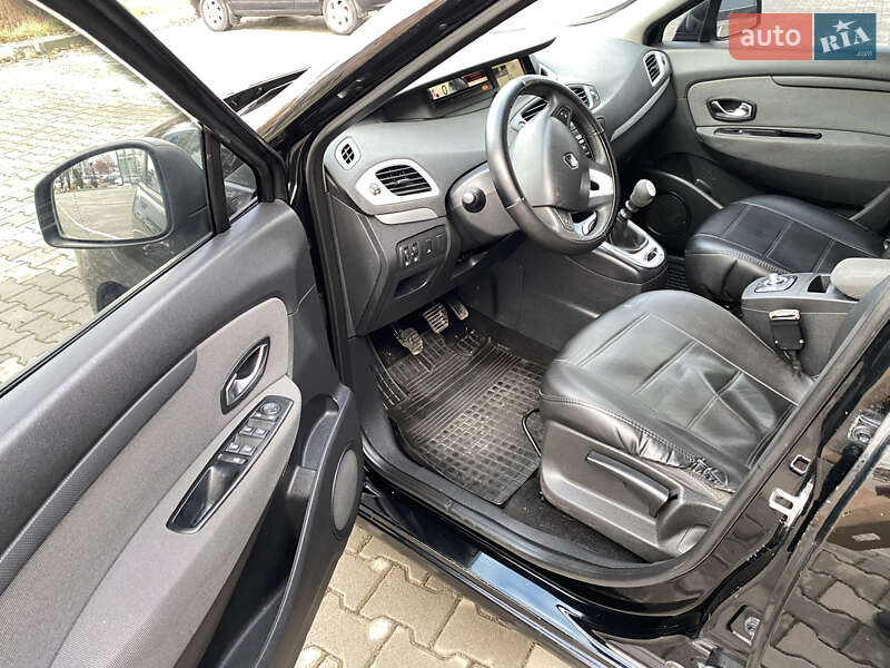 Мінівен Renault Scenic 2011 в Хмельницькому