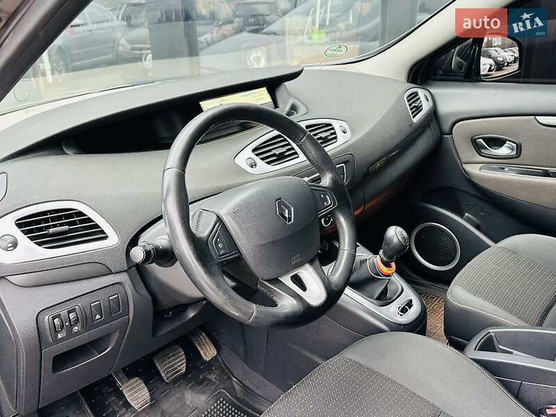 Минивэн Renault Scenic 2009 в Харькове фото 15 Минивэн Renault Scenic 2009 в Харькове