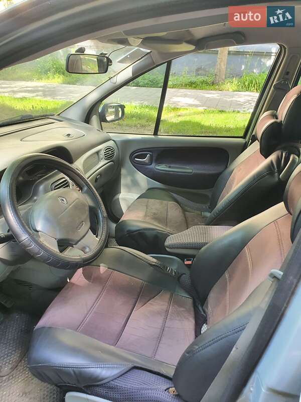 Мінівен Renault Scenic 2003 в Львові