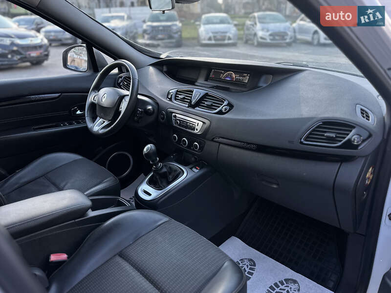 Мінівен Renault Scenic 2012 в Шептицькому