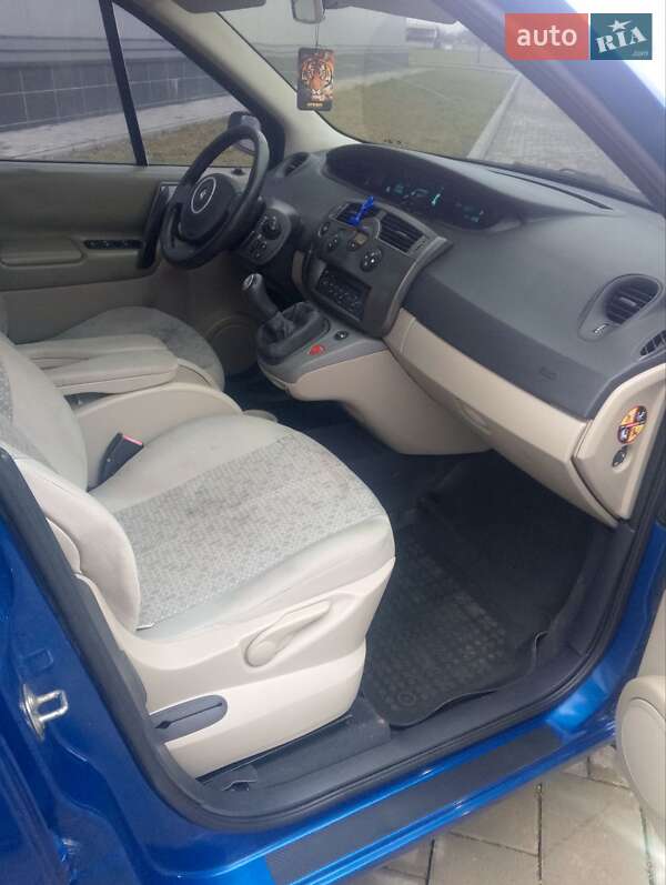 Мінівен Renault Scenic 2006 в Рівному