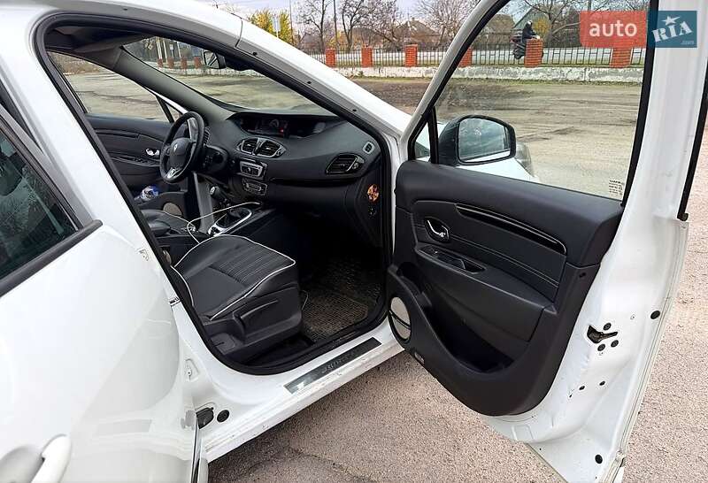 Мінівен Renault Scenic 2014 в Нікополі