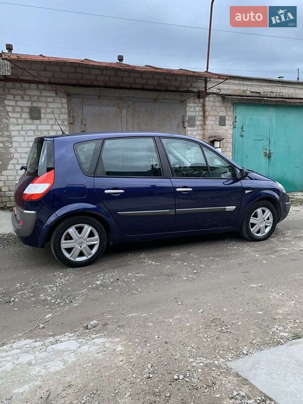 Минивэн Renault Scenic 2005 в Запорожье