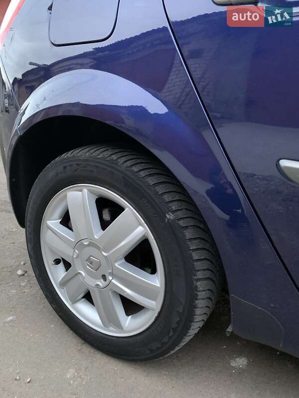 Минивэн Renault Scenic 2005 в Запорожье