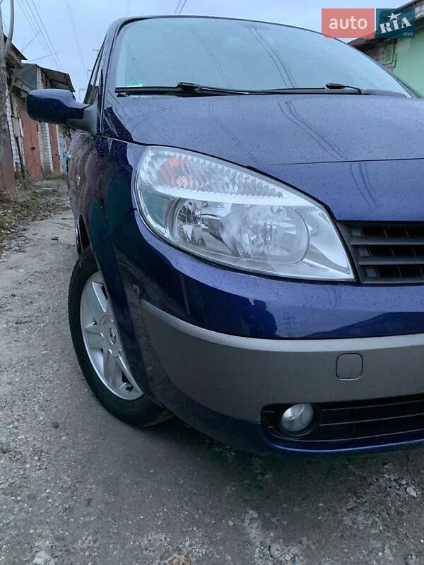 Минивэн Renault Scenic 2005 в Запорожье