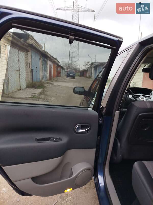 Минивэн Renault Scenic 2005 в Запорожье