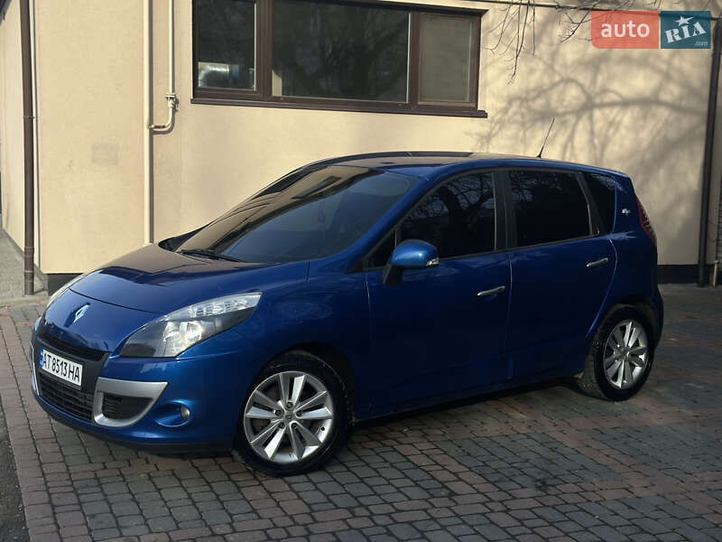 Renault Scenic 2011