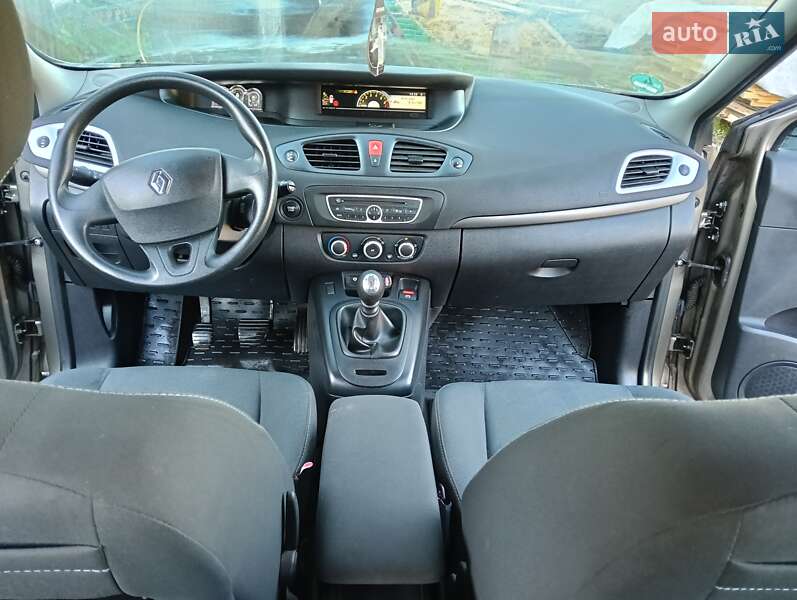 Мінівен Renault Scenic 2010 в Сумах фото 15 Мінівен Renault Scenic 2010 в Сумах