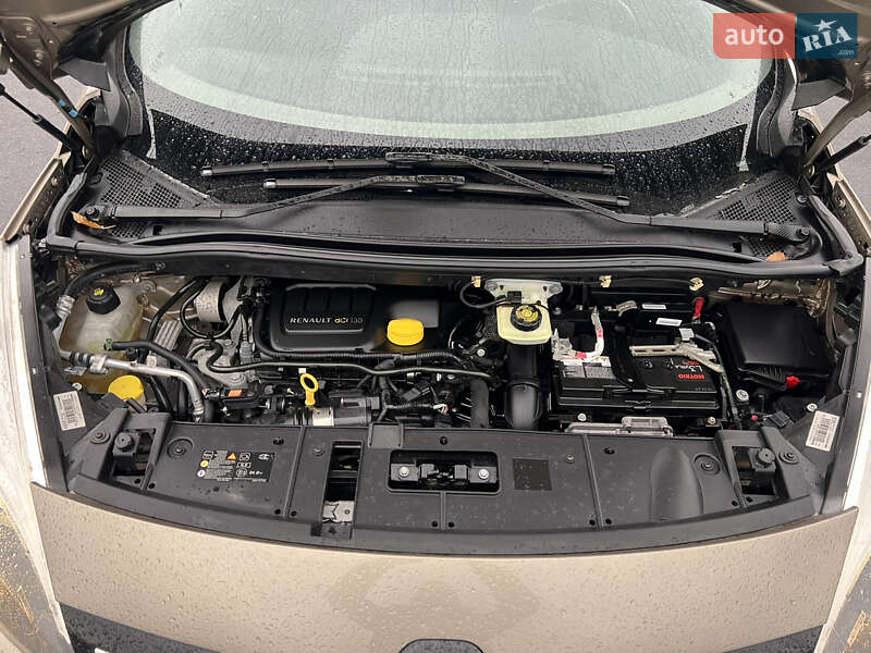 Минивэн Renault Scenic 2013 в Виннице