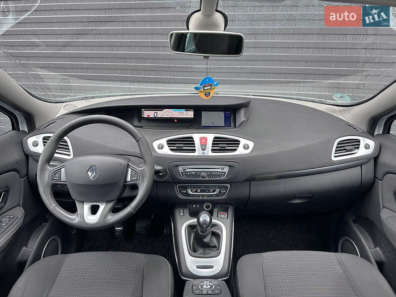 Мінівен Renault Scenic 2010 в Кам'янському