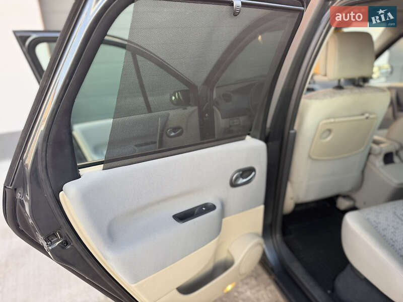 Мінівен Renault Scenic 2006 в Рівному