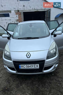 Минивэн Renault Scenic 2010 в Камне-Каширском
