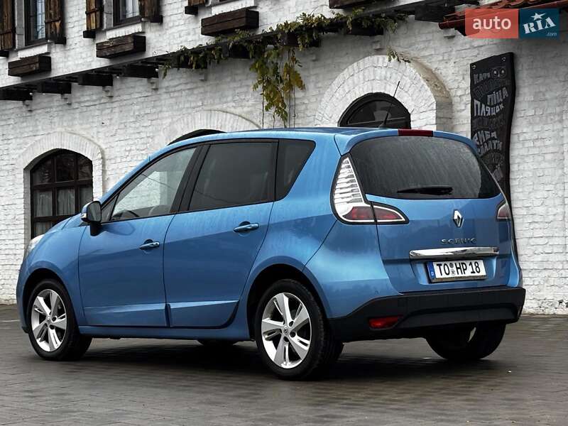 Мінівен Renault Scenic 2012 в Красилові