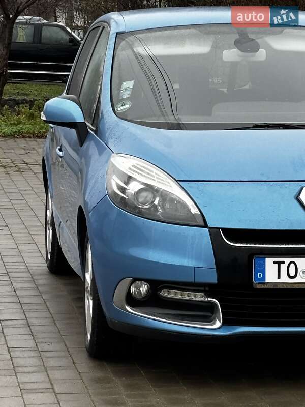 Мінівен Renault Scenic 2012 в Красилові