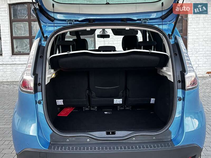 Мінівен Renault Scenic 2012 в Красилові