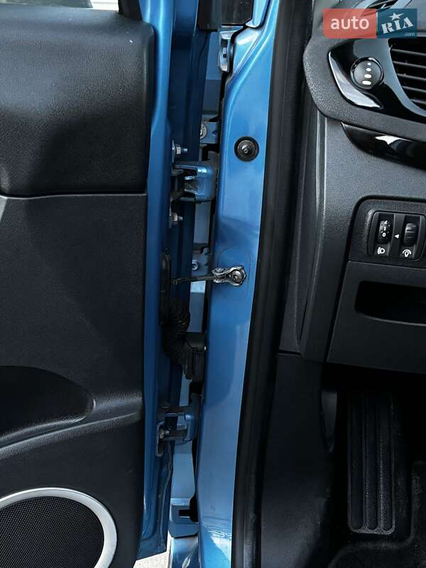 Мінівен Renault Scenic 2012 в Красилові