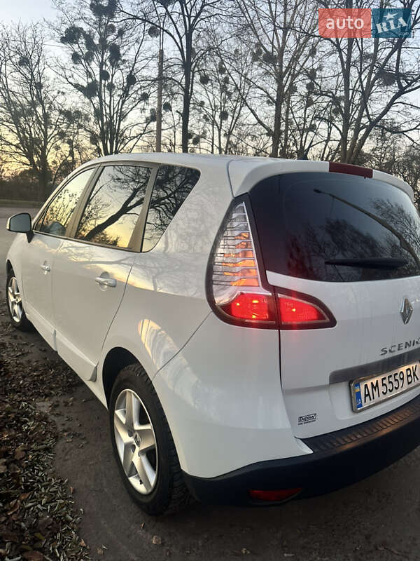 Минивэн Renault Scenic 2015 в Житомире фото 7 Минивэн Renault Scenic 2015 в Житомире