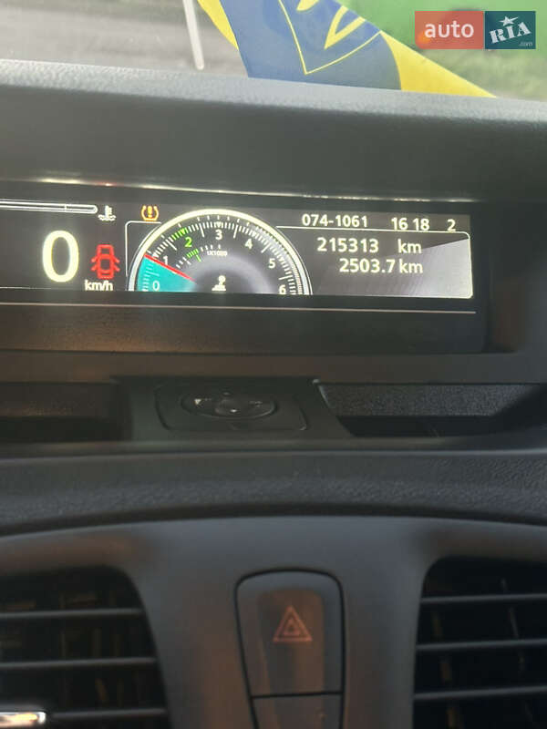 Минивэн Renault Scenic 2015 в Житомире фото 18 Минивэн Renault Scenic 2015 в Житомире