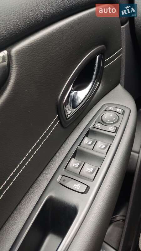 Мінівен Renault Scenic 2012 в Луцьку