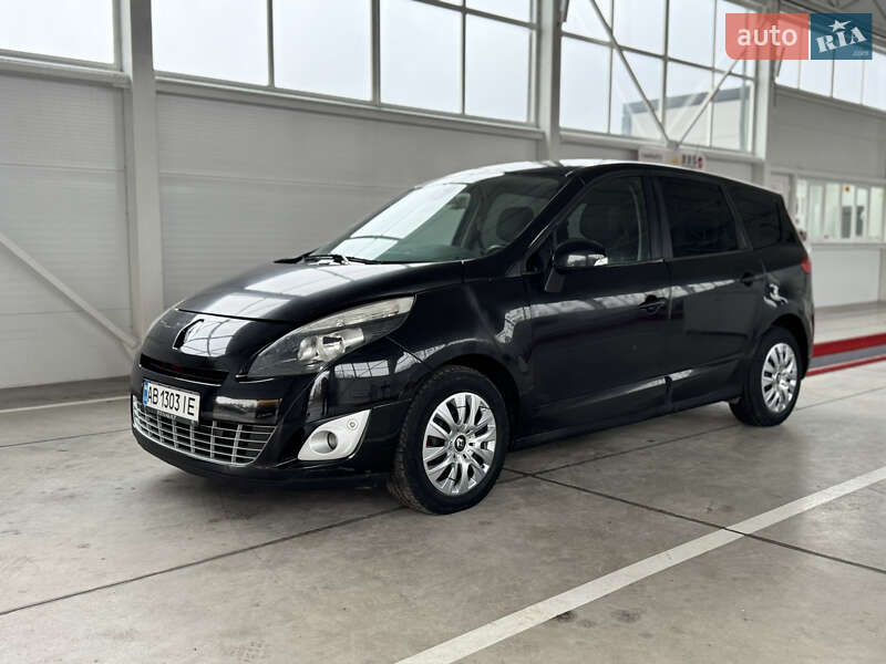 Минивэн Renault Scenic 2011 в Ильинцах