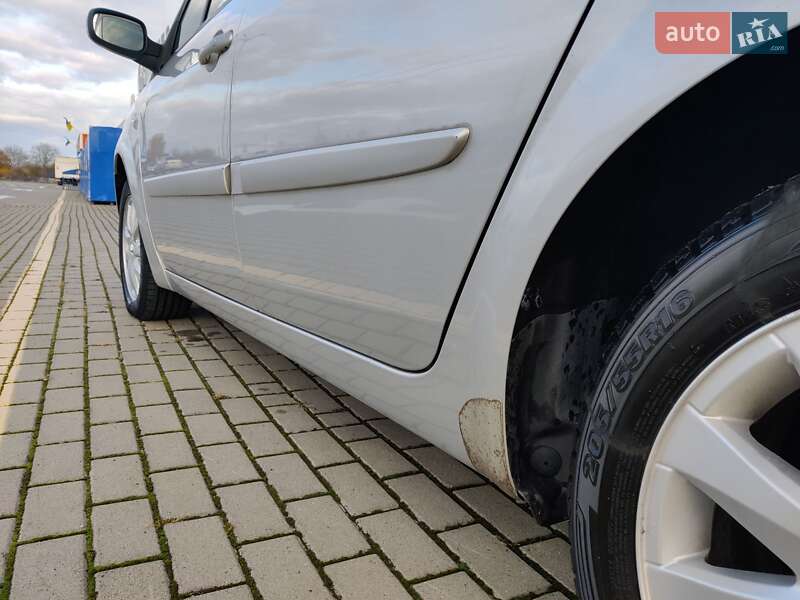 Минивэн Renault Scenic 2006 в Нововолынске фото 13 Минивэн Renault Scenic 2006 в Нововолынске