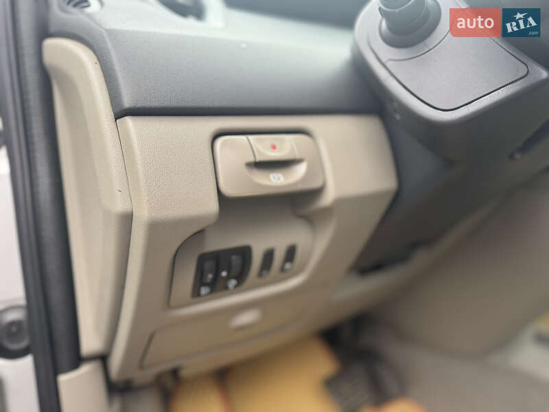 Минивэн Renault Scenic 2005 в Хмельницком