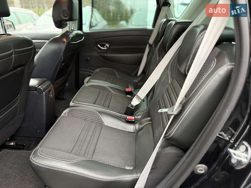 Минивэн Renault Scenic 2015 в Виннице