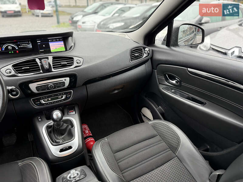 Минивэн Renault Scenic 2015 в Виннице