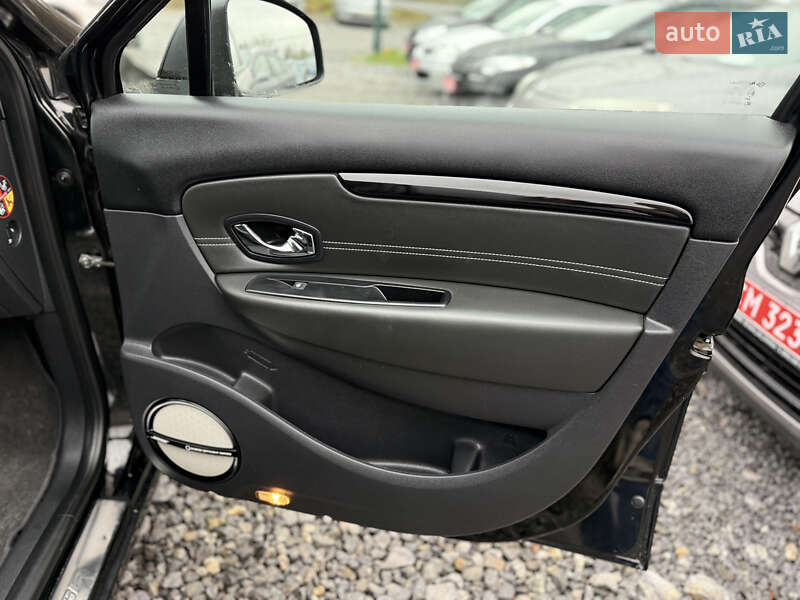 Минивэн Renault Scenic 2015 в Виннице